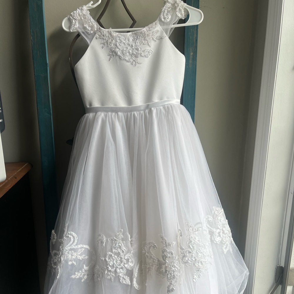 Joan Calabrese Girls White Lace Dress